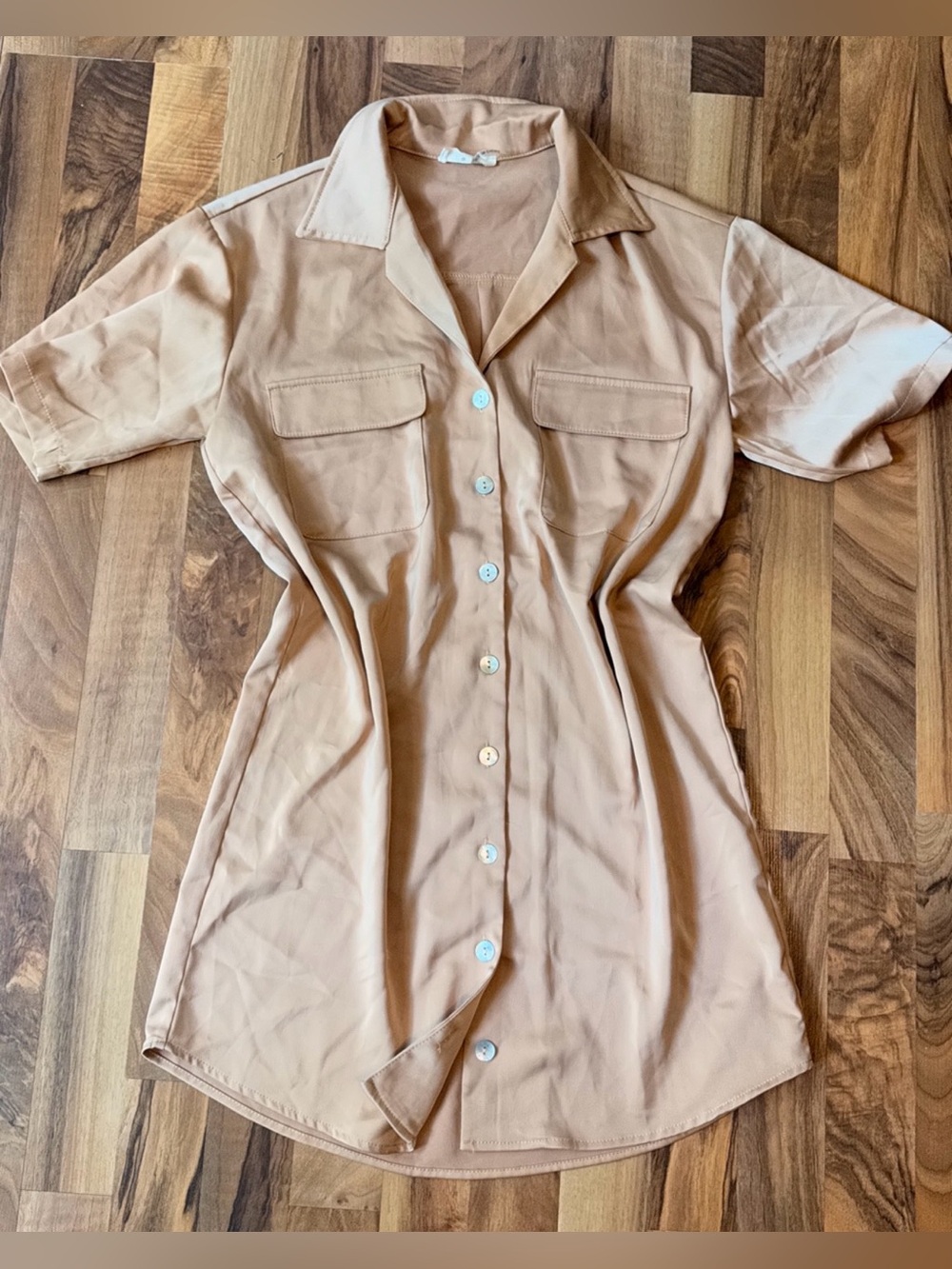 entro Short-Sleeve Button Down Shirt in Light Tan